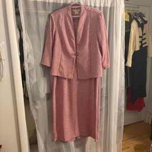 Vintage Two Piece Tradition Pink Floral Textured Dress and Jacket Size 18